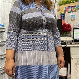 Robert Louis Size L Blue White and black long sleeve dress stop right under knee